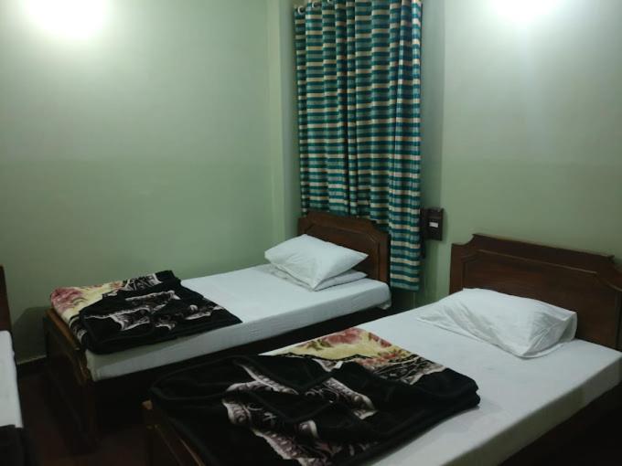 Al Rehman Hotel Lahore Exterior photo